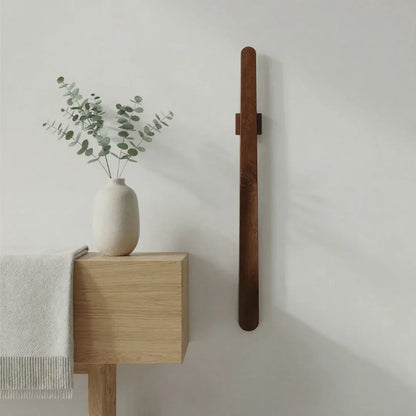 SkoLet™ - Magnetisk skohorn i massivt bøgetræ